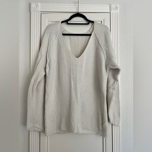 LULULEMON SWEATER